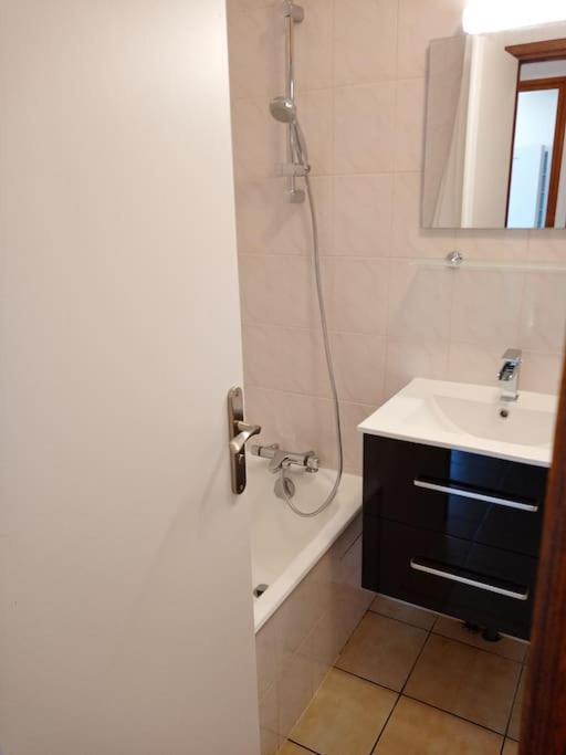 La Chamade Apartman Le Biot Kültér fotó